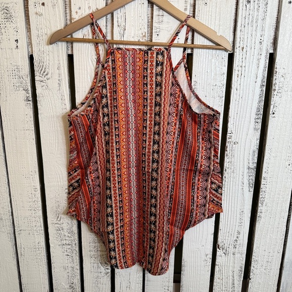 Set Of 2 Western Print Sleeveless Tops Women’s Size Small Multicolor Lightweight - Picture 3 of 11